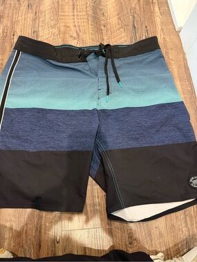 Ron Jon Men's Teal, Navy & Black Gradient Board Shorts